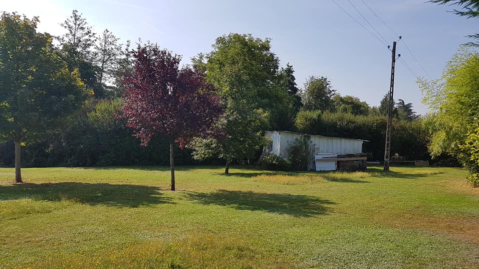 Aire camping-car  Diss-sous-le-Lude (72800) - Photo 11